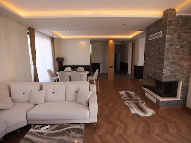 Luxury Villa In Doesemealti 安塔利亚